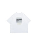 PERSEVERE 26SS MONOCHROME GRAPHIC PHOTO T-SHIRT