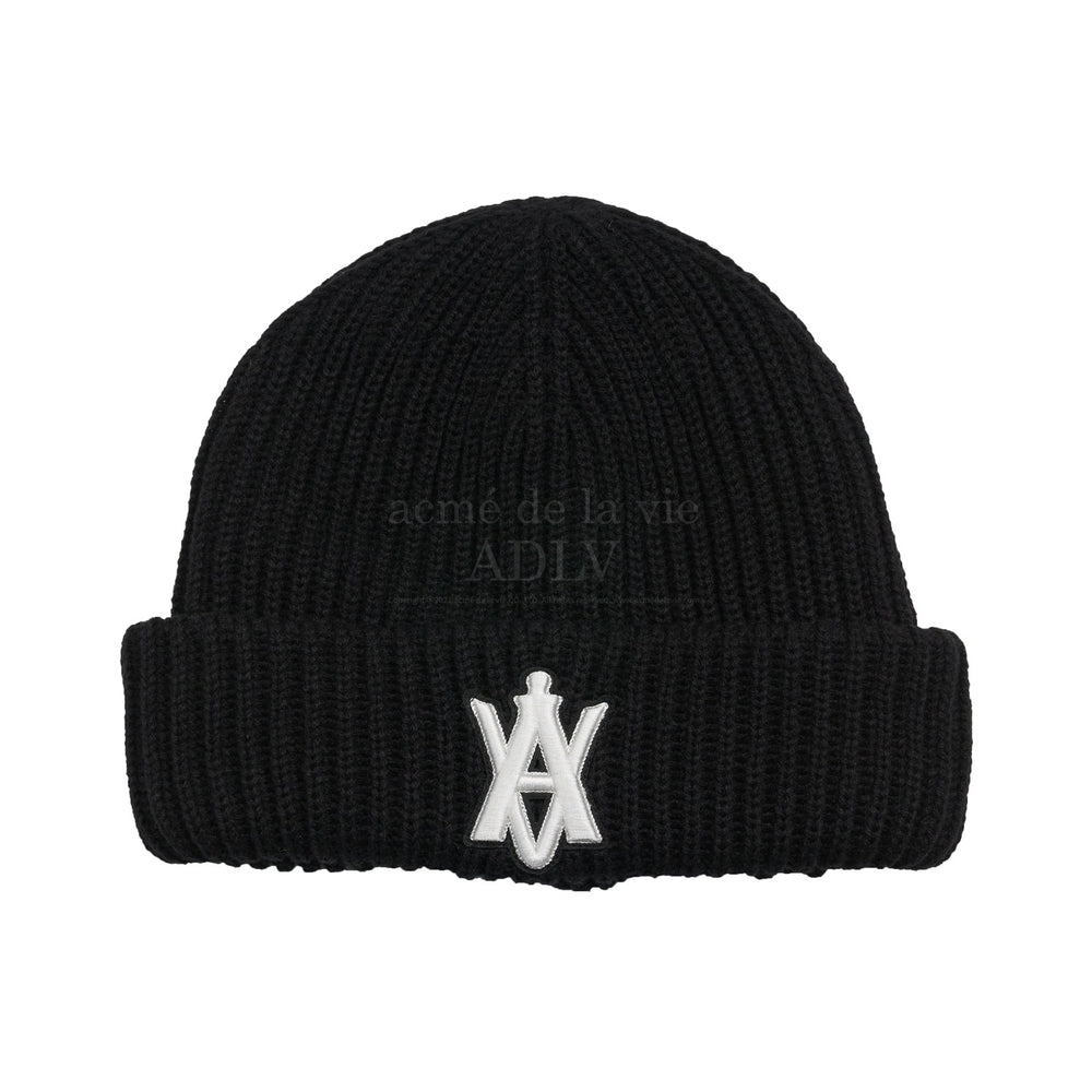 A LOGO EMBLEM EMBOSS PATCH BEANIE BEIGE