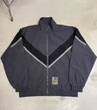 AMULET 25FW V LINE TRAINING JACKET